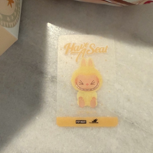 Pop Mart Have A Seat Labubu plush pendant, Sisi - Picture 2 of 5